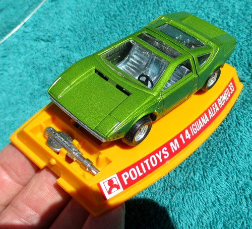 Politoys alfa romeo 33 - m,