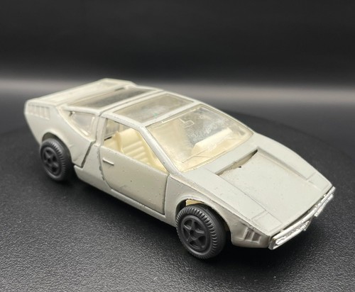 Alfa romeo iguana - iguana, a45.